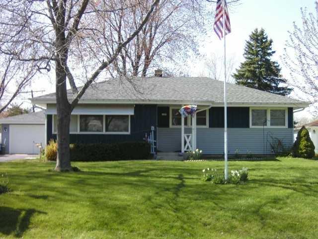 6484 W Fairlane Ave, Brown Deer, WI 53223