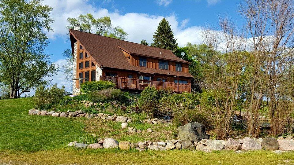 9720 S 112th St, Franklin, WI 53132