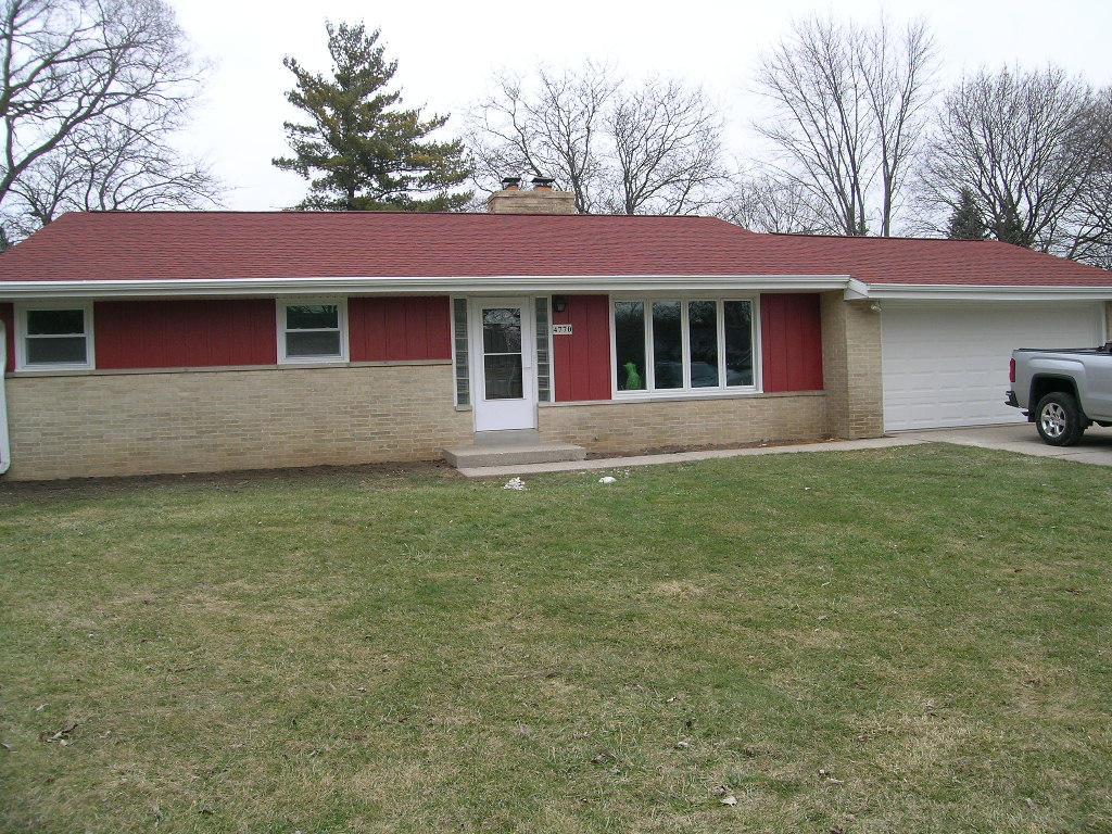4770 N 134th St, Brookfield, WI 53005