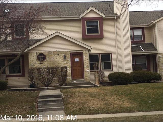 2001 Woodburn Rd #B, Waukesha, WI 53188