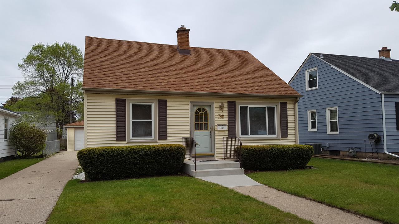 7811 19th Ave, Kenosha, WI 53143