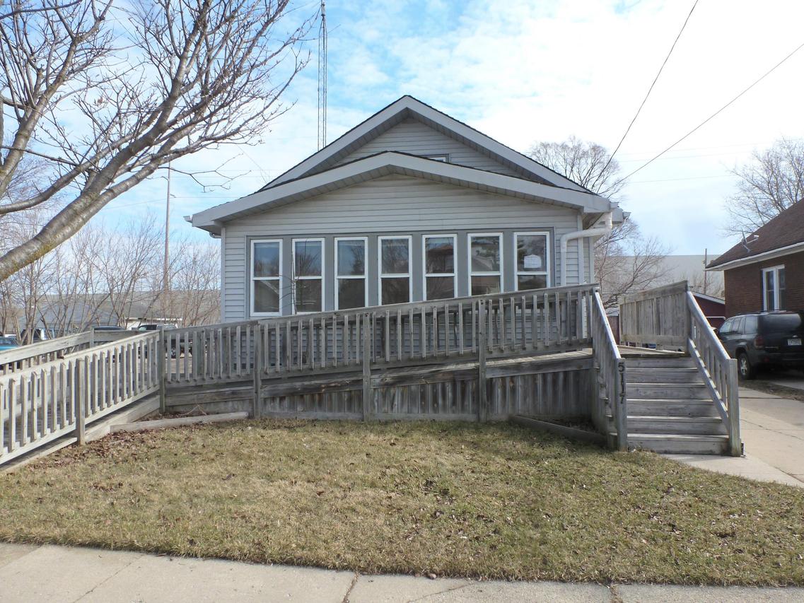 5117 28th Ave, Kenosha, WI 53140