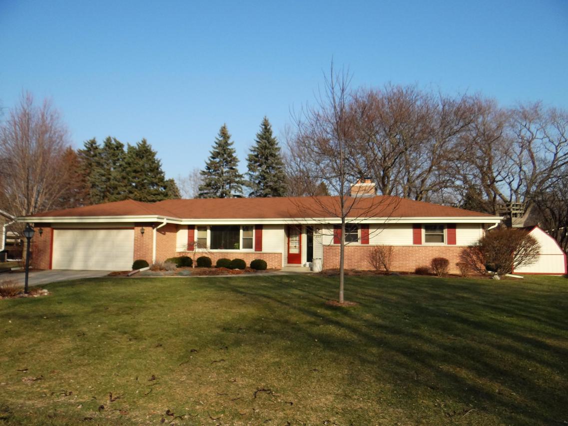 4315 Pennington Ln, Mount Pleasant, WI 53403