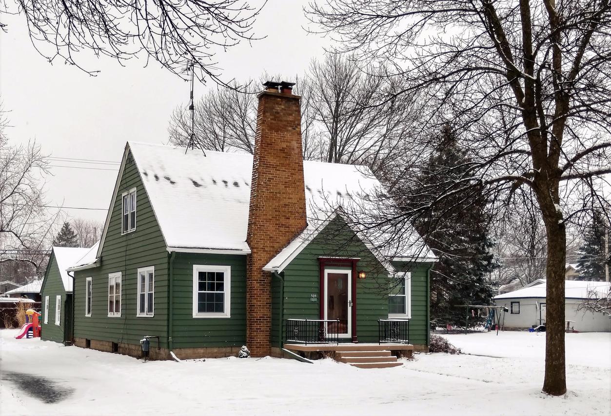 309 S Grand Ave., Waukesha, WI 53186