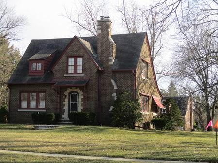 109 Oakland Ave., Mukwonago, WI 53149