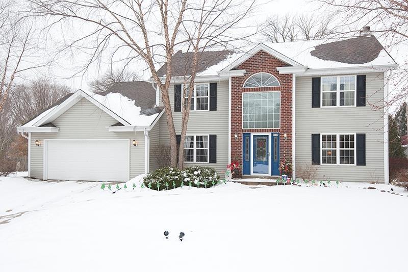 6419 N Sunny Point, Glendale, WI 53217