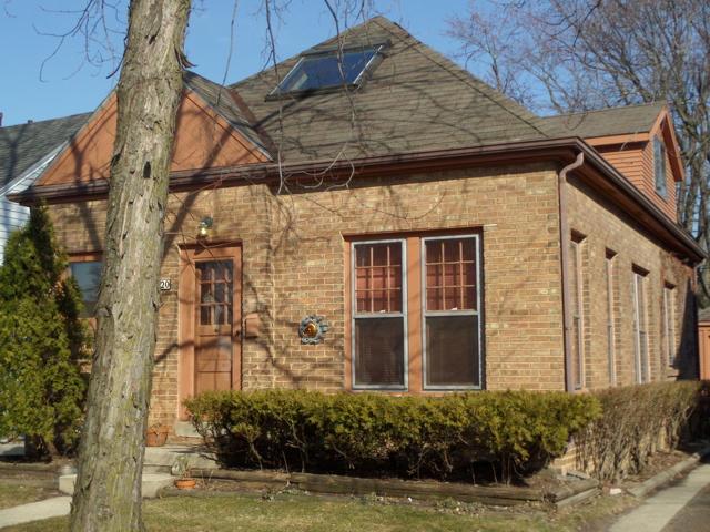5420 N Bay Ridge, Whitefish Bay, WI 53217