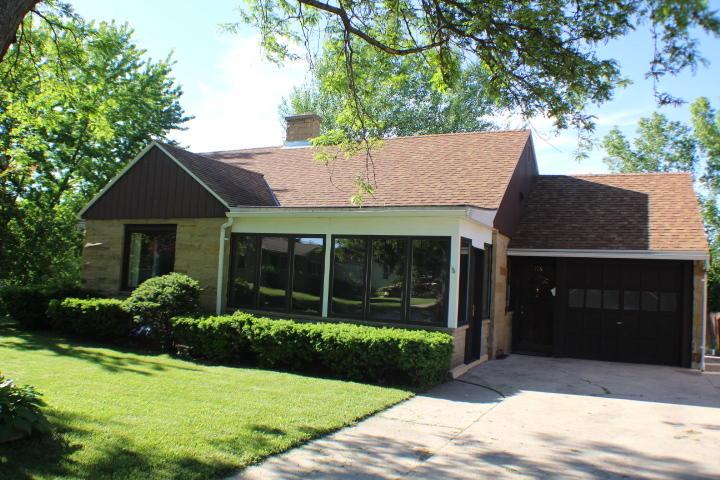 116 W Eastman St, Plymouth, WI 53073