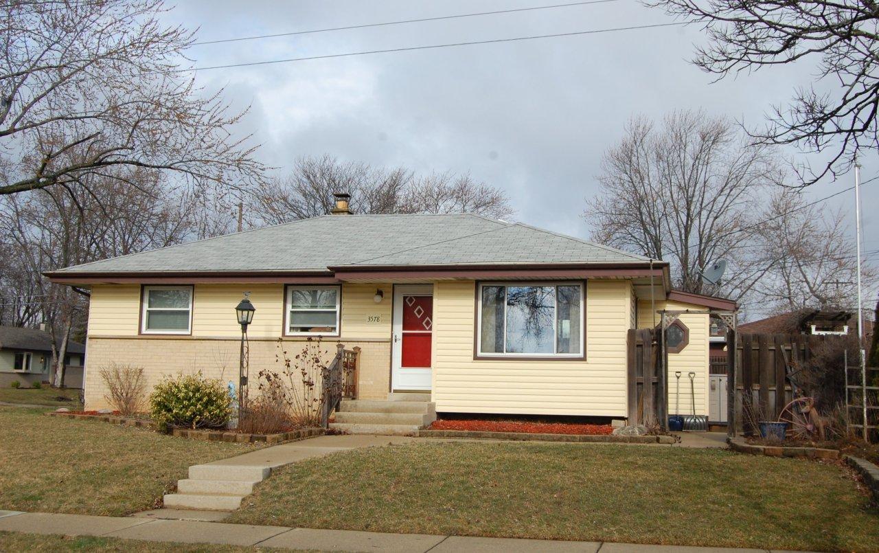 3578 W Parnell Ave., Milwaukee, WI 53221