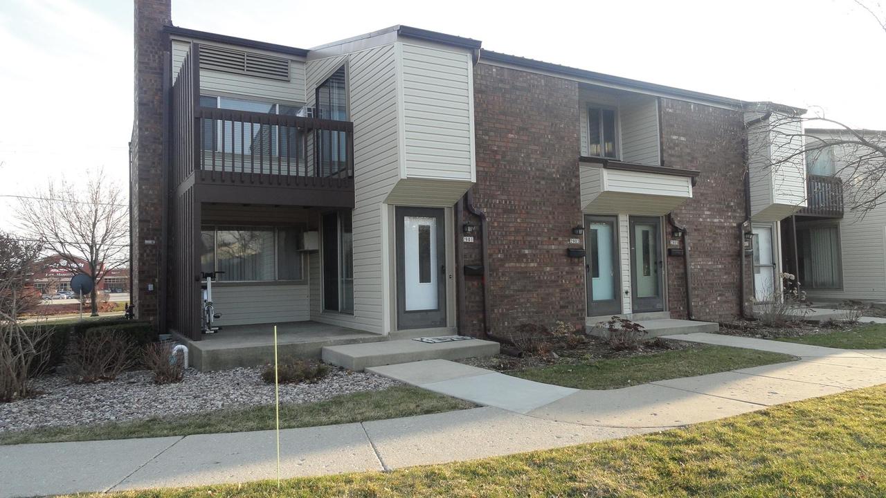 2903 14th Ln #211, Kenosha, WI 53140