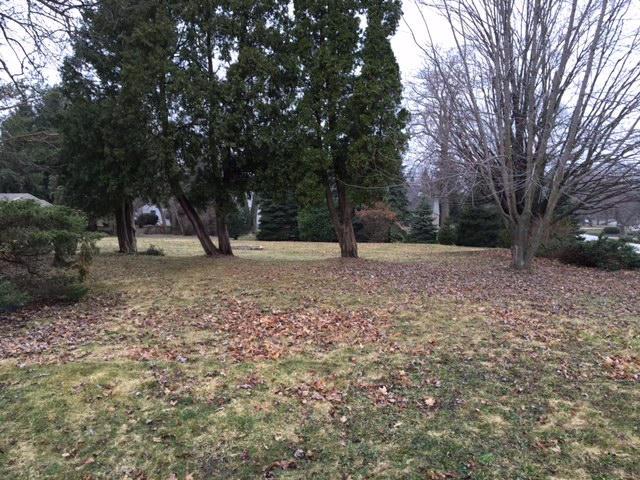 885 Parkmoor Dr., Brookfield, WI 53005