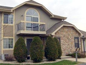 330 E Washington St. #8, Slinger, WI 53086