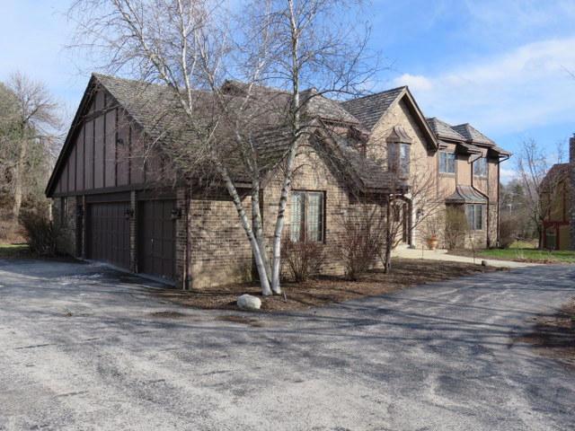 4540 Danbury Dr, Brookfield, WI 53045