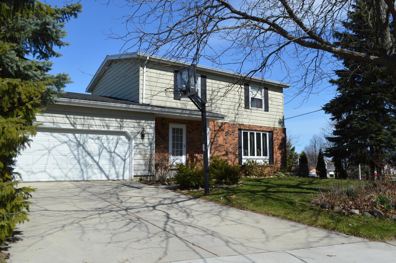 3200 14th Pl, Kenosha, WI 53144