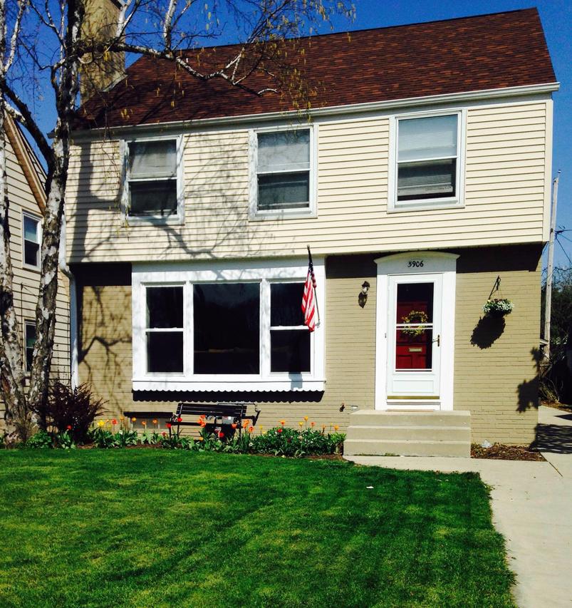 5906 N Shoreland Ave, Whitefish Bay, WI 53217