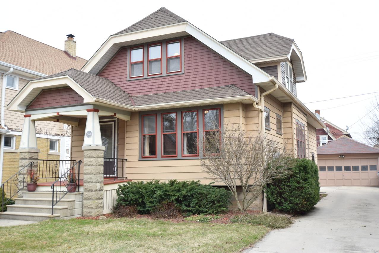 2554 N 61st St, Milwaukee, WI 53213