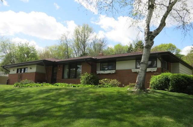 5165 S Menard Dr., New Berlin, WI 53151