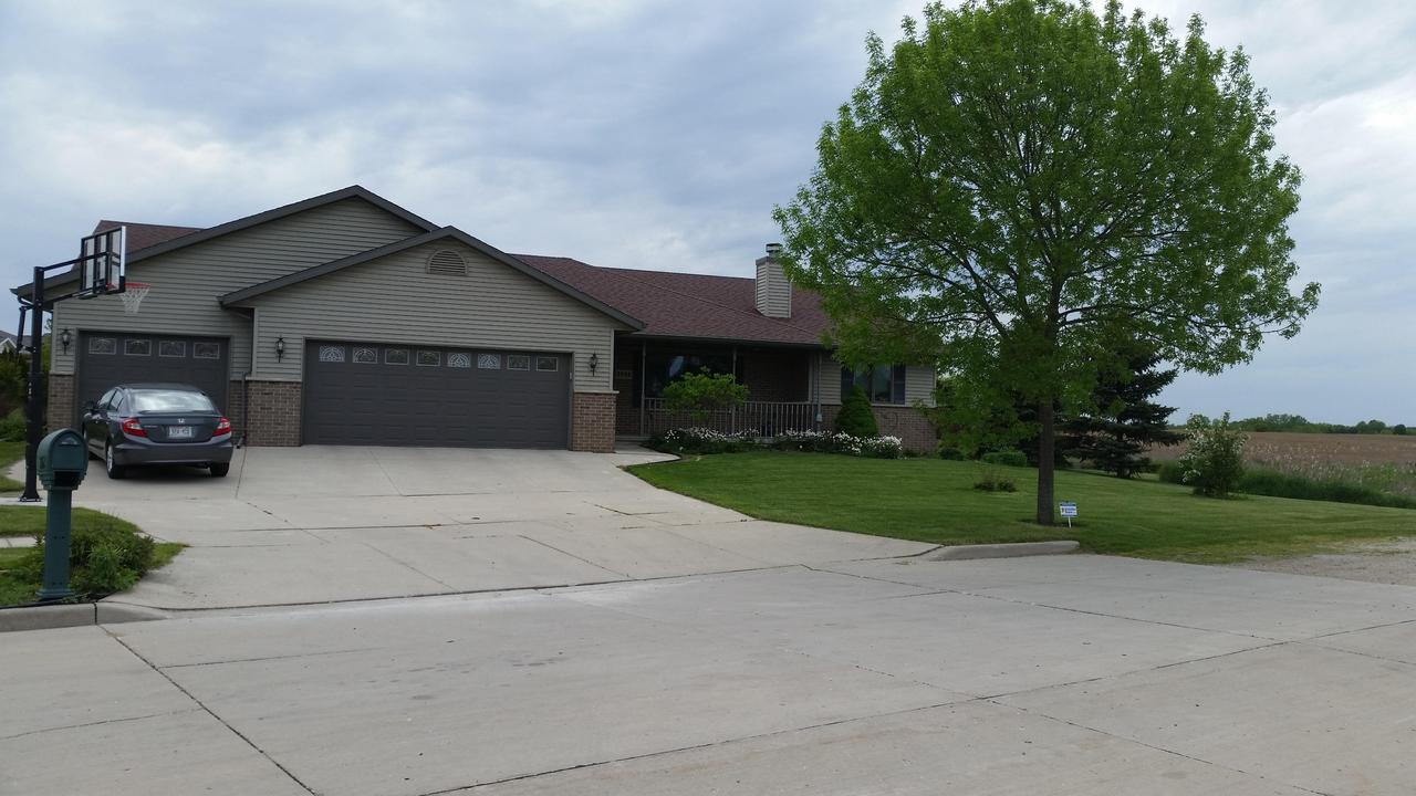 2020 Geri Ln., Manitowoc, WI 54220
