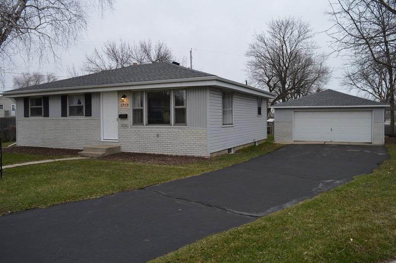 1713 Mercury Cir, Racine, WI 53404