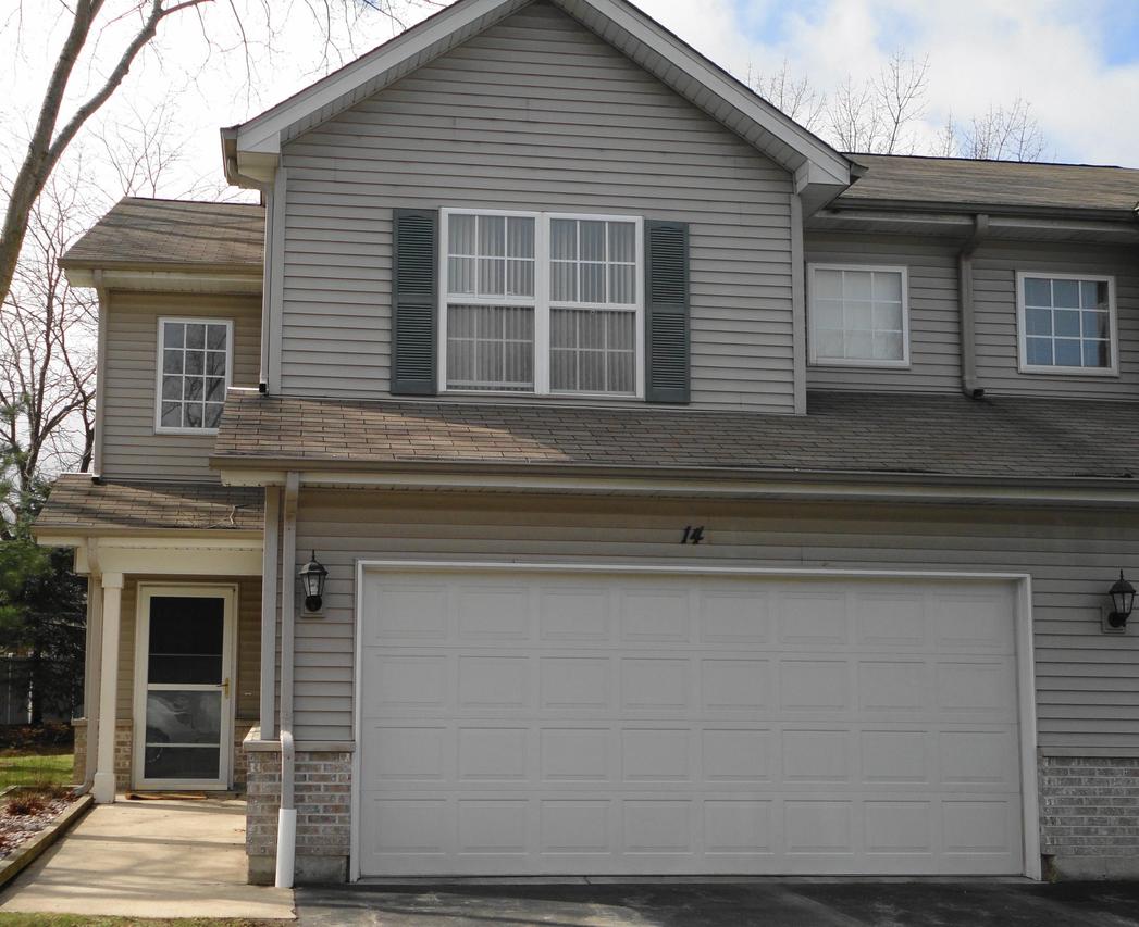 807 82nd St #14, Kenosha, WI 53143