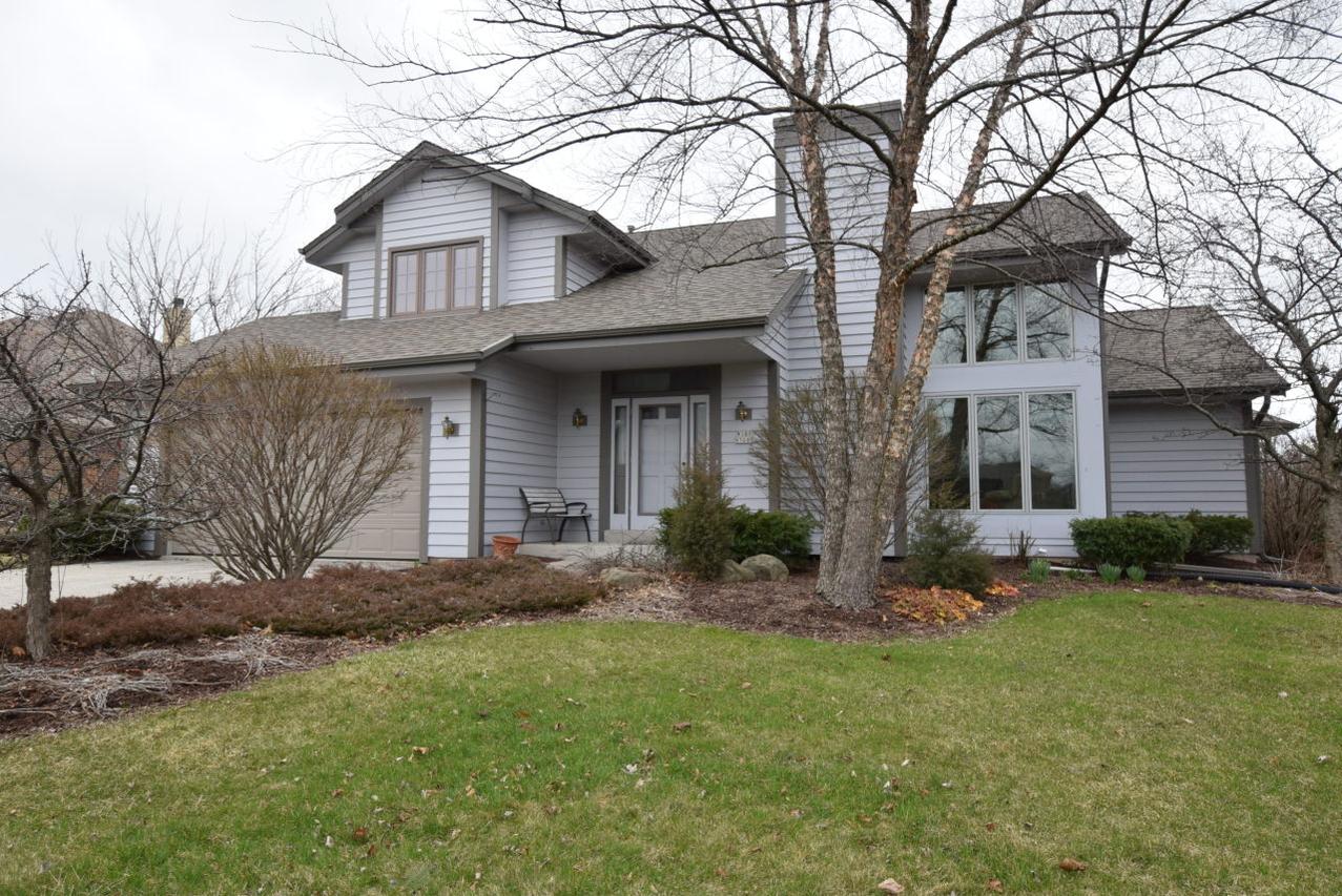 W168N5080 Stonefield Rd, Menomonee Falls, WI 53051