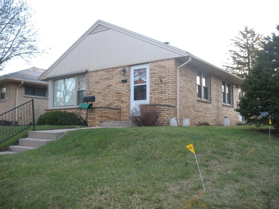 3622 N 87th St., Milwaukee, WI 53222