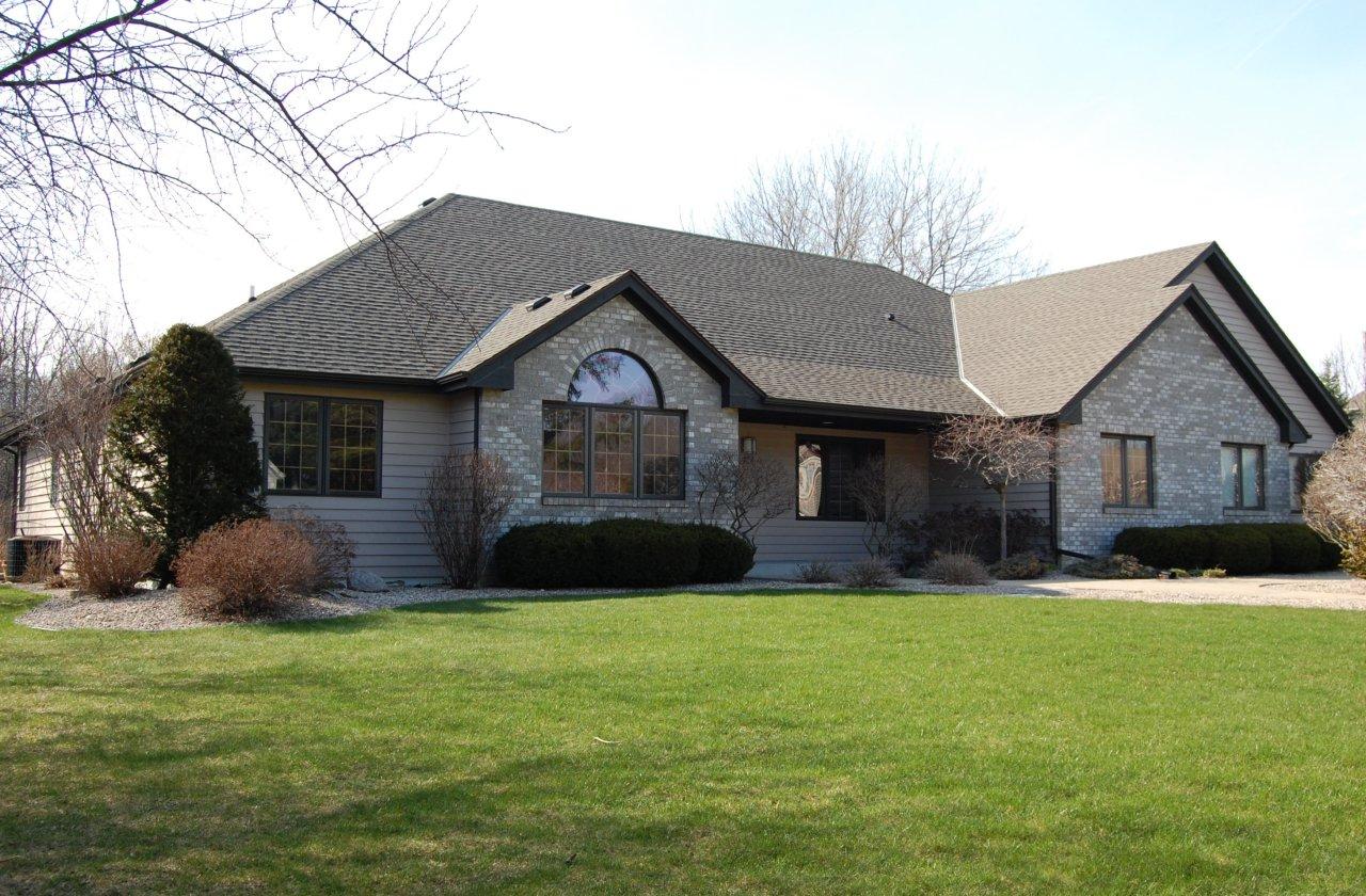 428 Emerald Dr, Mount Pleasant, WI 53406