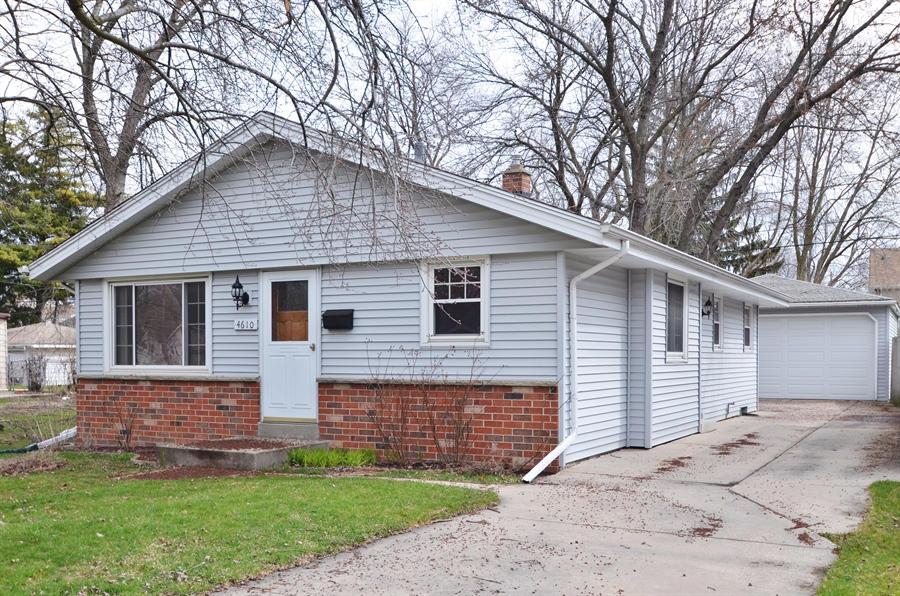 4610 N River Park, Glendale, WI 53209