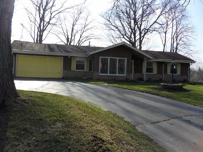 18355 Redvere Dr., Brookfield, WI 53045