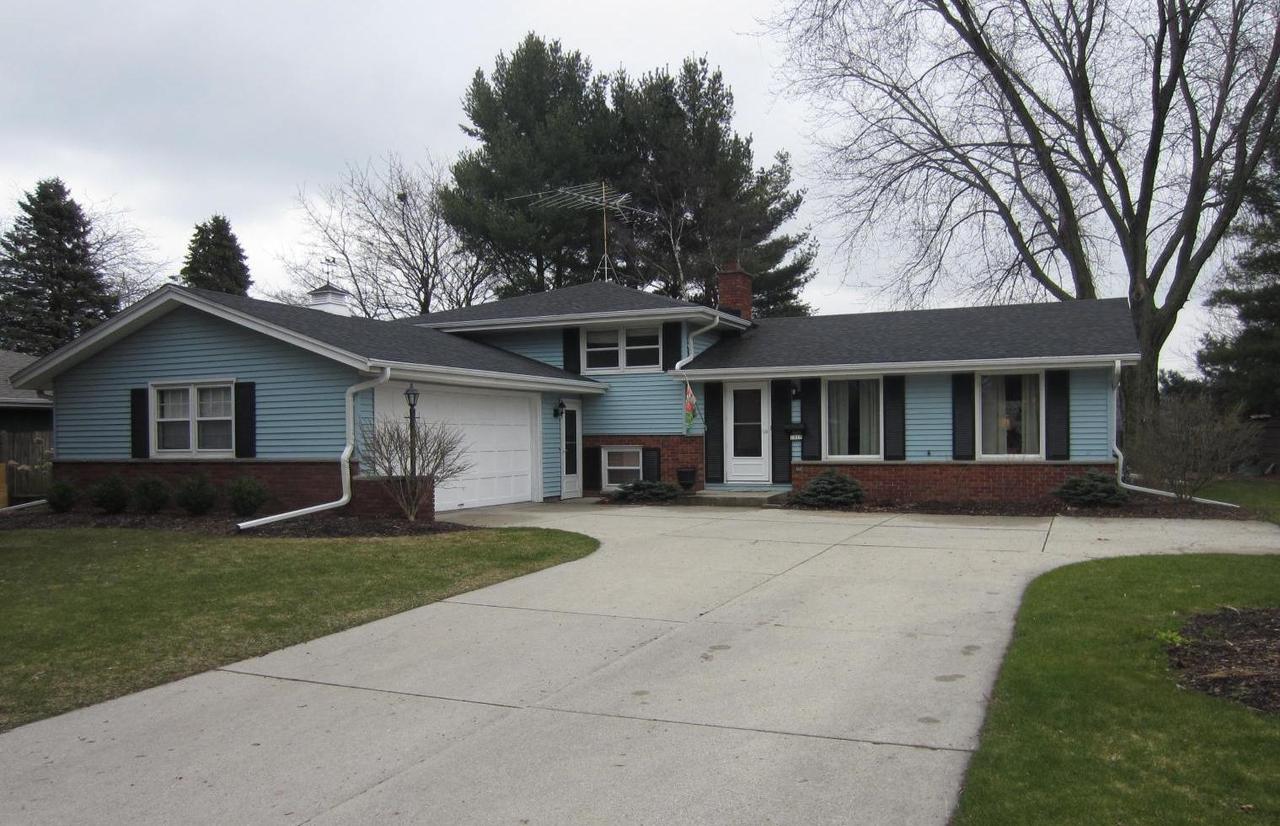 1317 Castle Ave., Sheboygan, WI 53081