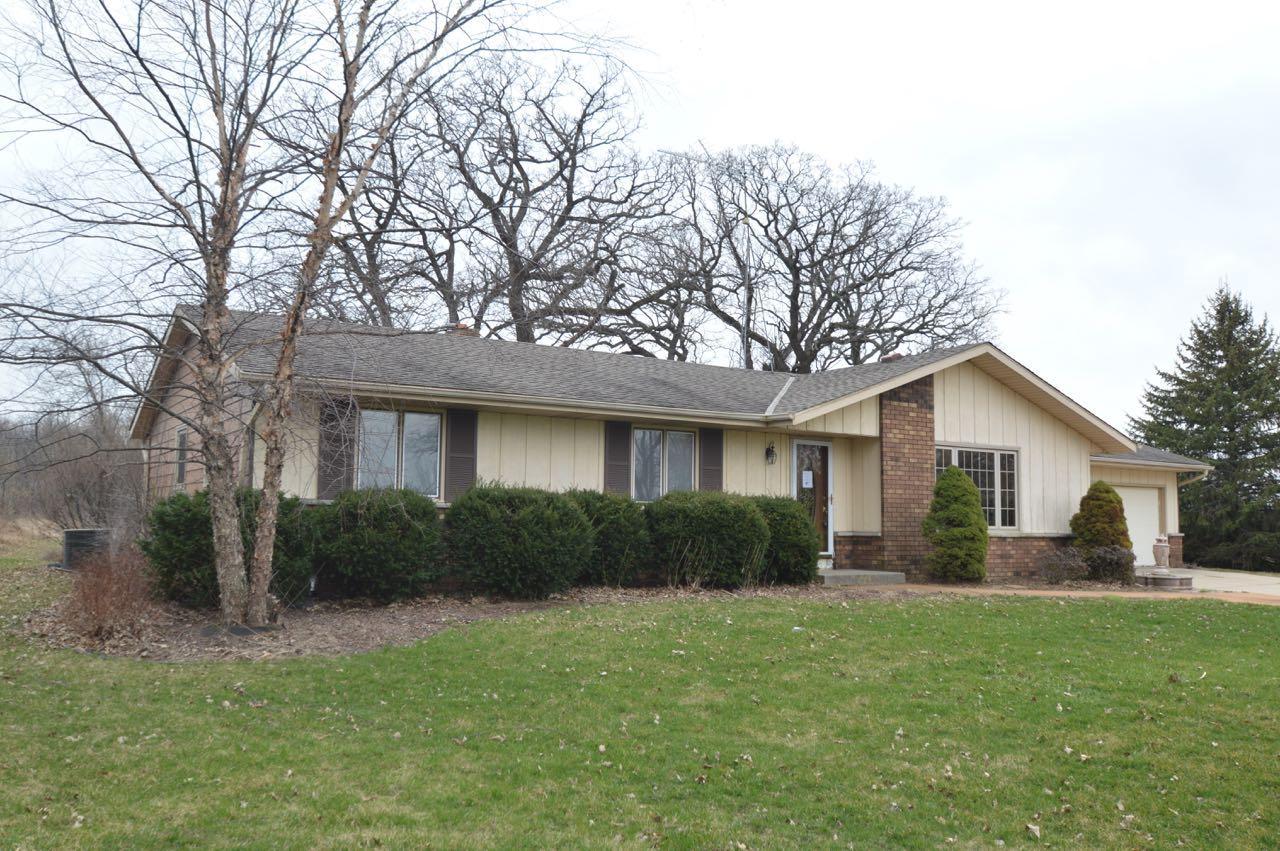 21725 Bennett Rd, Dover, WI 53182