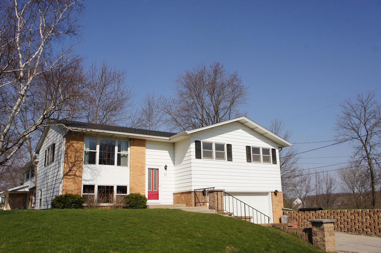 405 N Garfield Ave, Port Washington, WI 53074