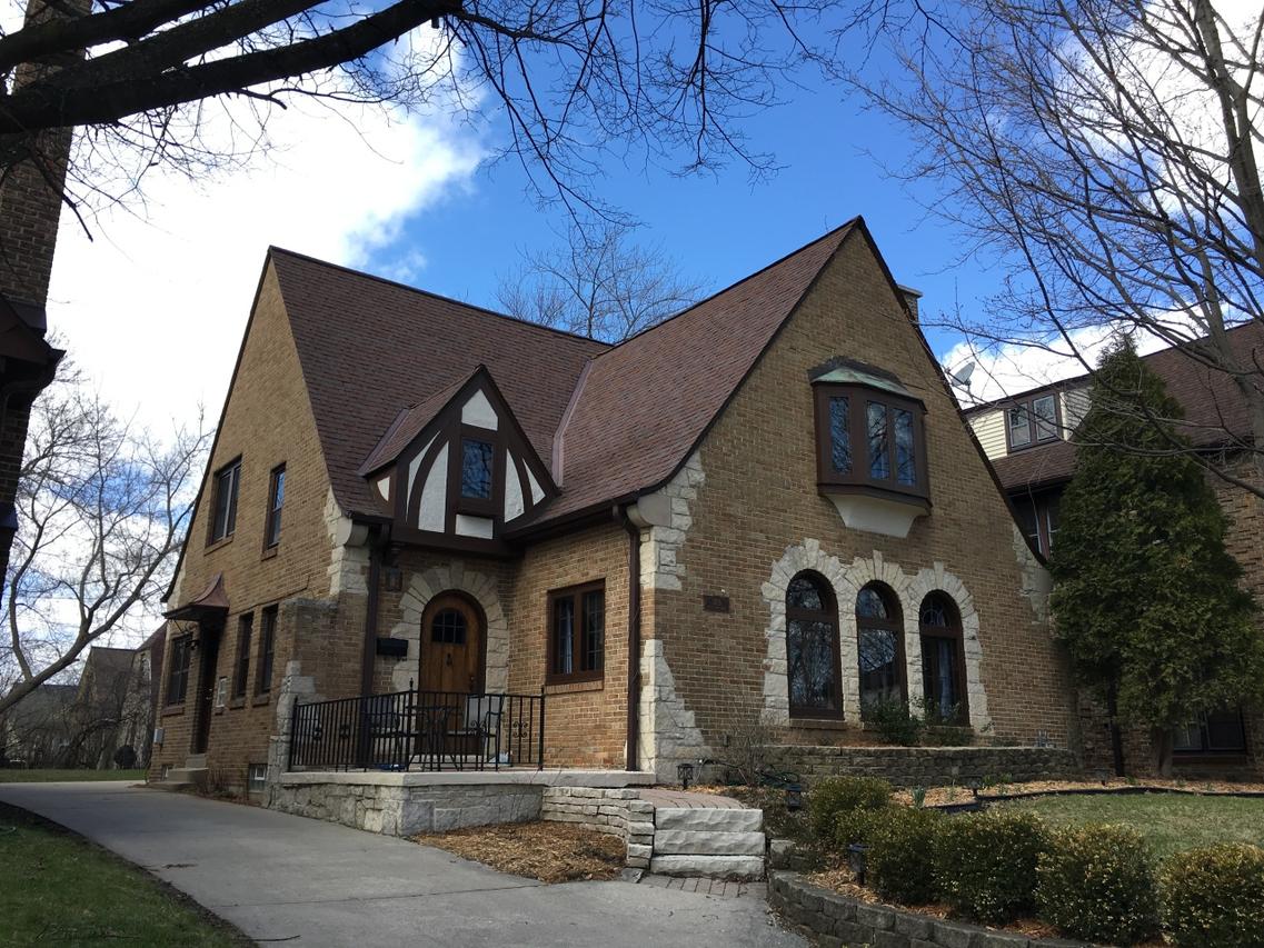 3719 N Maryland Ave, Shorewood, WI 53211