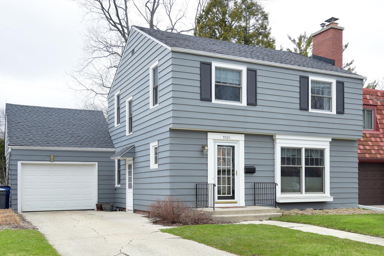 5521 N Kent Ave, Whitefish Bay, WI 53217