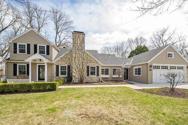 7620 N Boyd Way, Fox Point, WI 53217