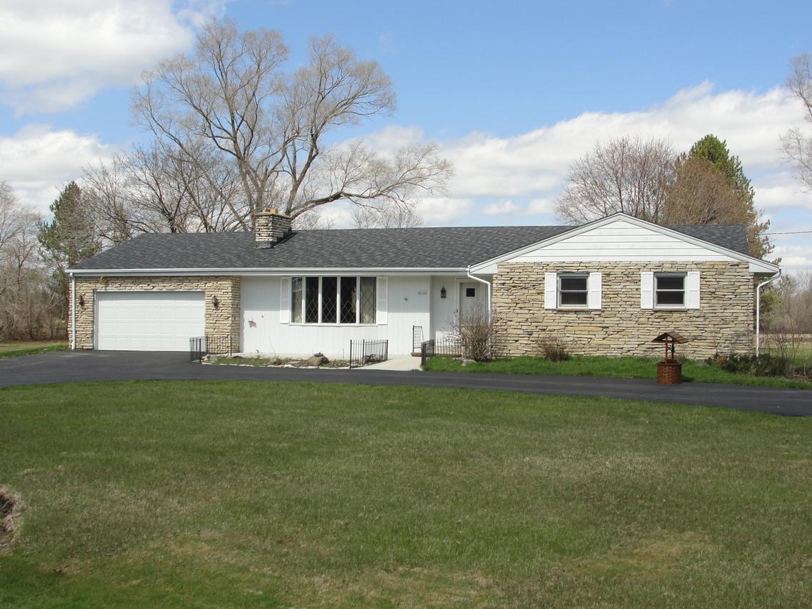 23042 W 7 Mile Rd, Norway, WI 53150