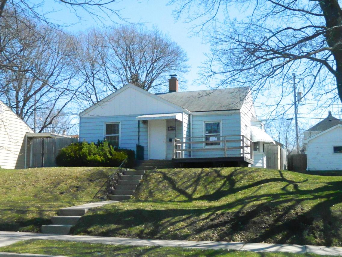 1111 Jefferson St, Racine, WI 53404