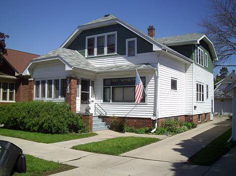 2512 Arlington Ave., Racine, WI 53403