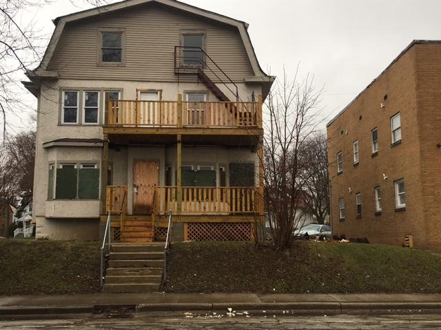 4463 N Hopkins St, Milwaukee, WI 53209