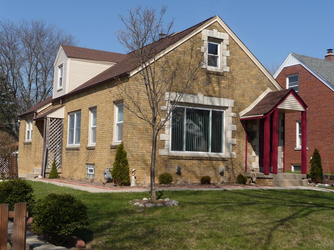 3209 N 81st St., Milwaukee, WI 53222