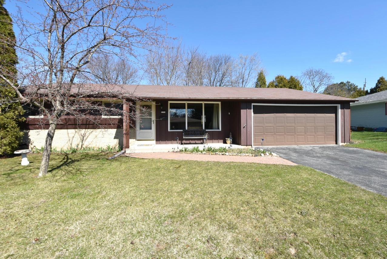 5350 Laura Ln., Greendale, WI 53129