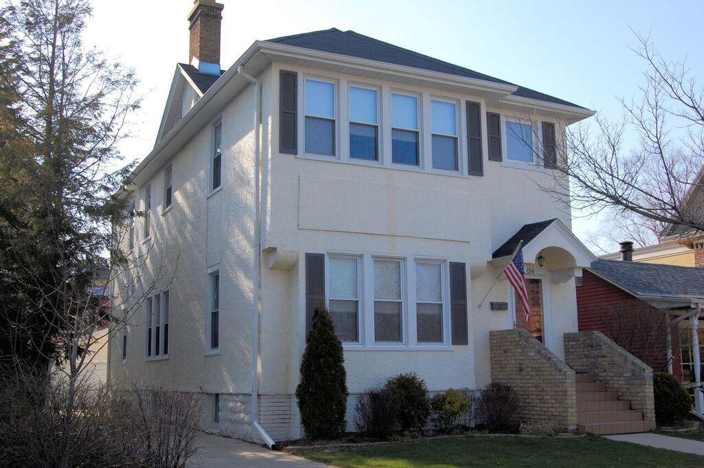 1224 Main St., Racine, WI 53403