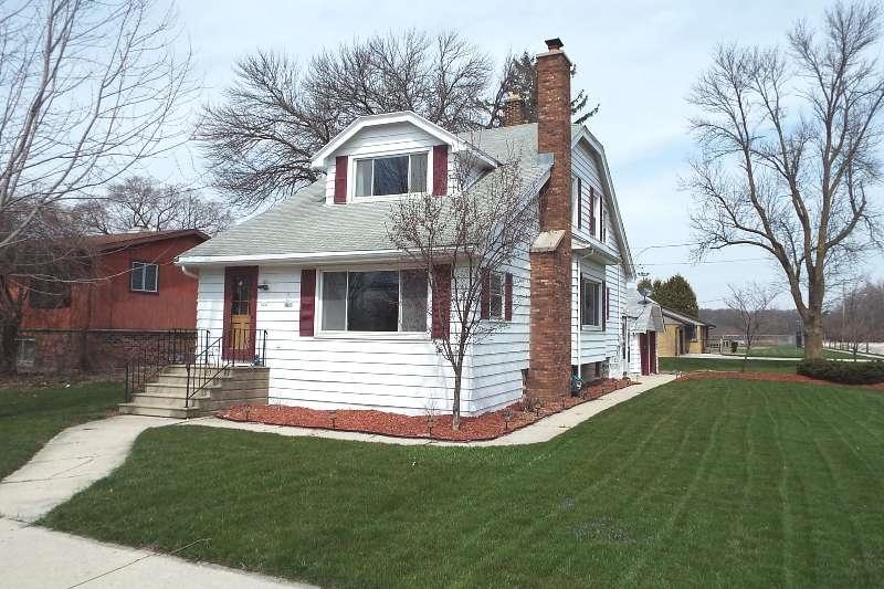 602 Main St, Belgium, WI 53004