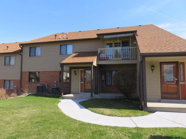 3723 W Loomis Rd, Greenfield, WI 53221