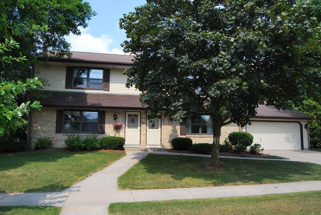 N108W7234 Poplar Ave, Cedarburg, WI 53012