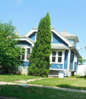 4560 N 37th St, Milwaukee, WI 53209