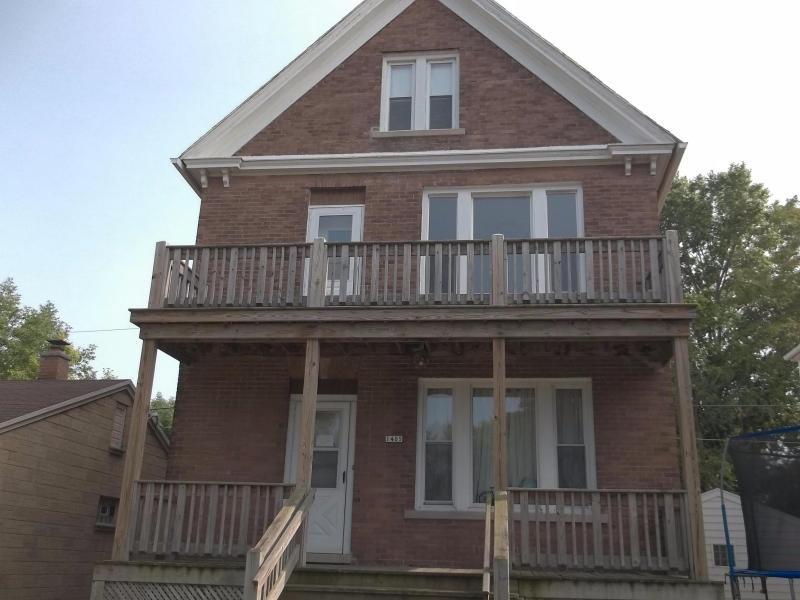 1405 W Oklahoma Ave., Milwaukee, WI 53215