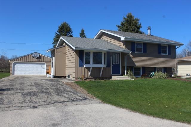 3424 Indian Trl, Caledonia, WI 53402