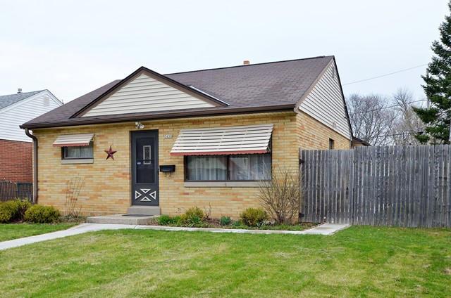 5658 N 27th St., Milwaukee, WI 53209