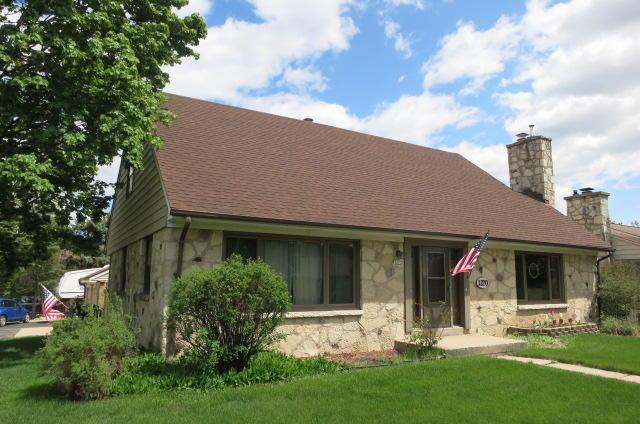 1270 N 118th St #1272, Wauwatosa, WI 53226